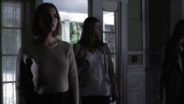 Hanna Marin's Coryn Crop Sweater on Pretty Little Liars