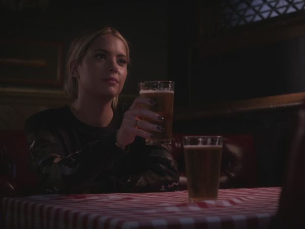 Hanna Marin's Embroidered Sweatshirt on Pretty Little Liars