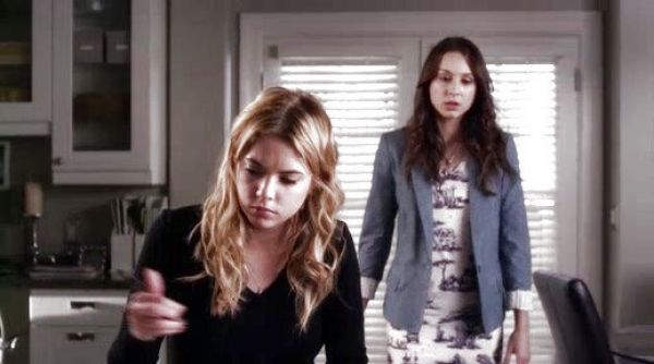 Hanna Marin's Safari Print Jersey Dress on Pretty Little Liars