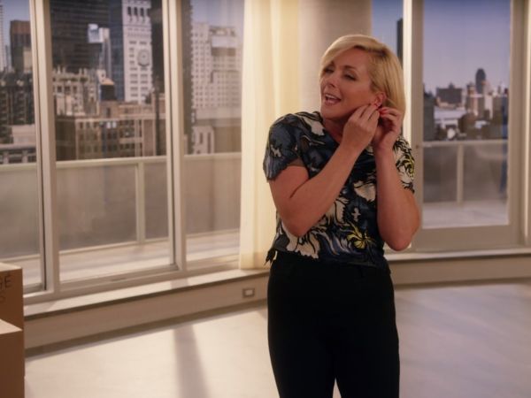Jacqueline Voorhees' Floral Embroidered Top on Unbreakable Kimmy Schmidt