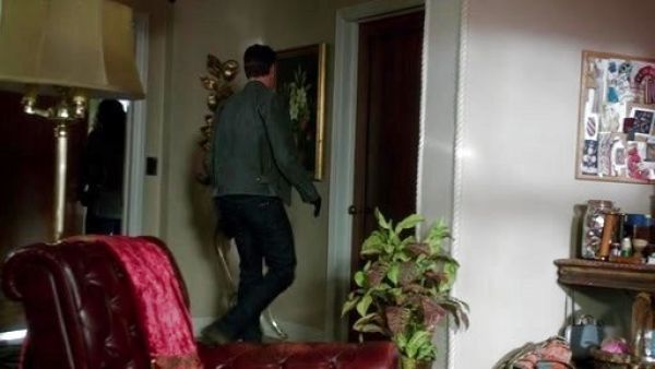 Jake Ballard's Slimmy Straight Jeans in Dark and Clean on Scandal