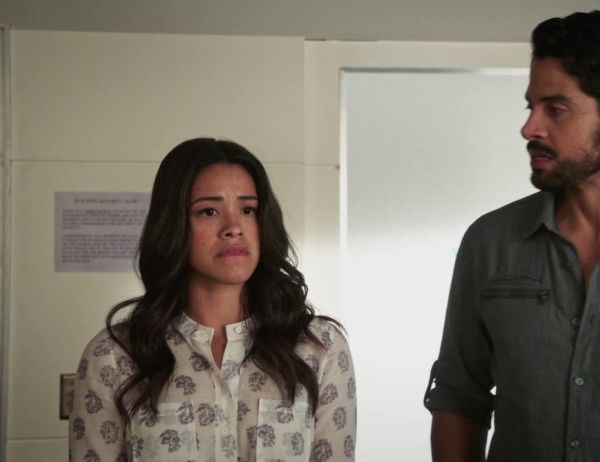 Jane Villanueva's Block-print cotton and silk top on Jane the Virgin