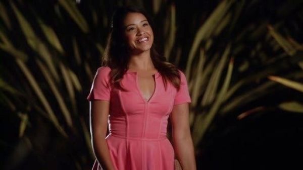 Jane Villanueva's Braelyn A-Line Short-Sleeve Dress on Jane the Virgin