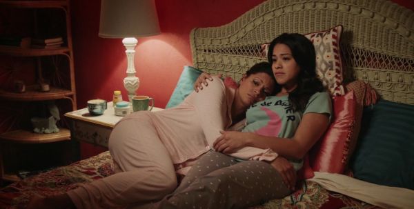 Jane Villanueva's Francophile Tee on Jane the Virgin