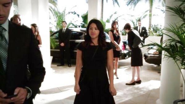 Jane Villanueva's Jane Dress on Jane the Virgin