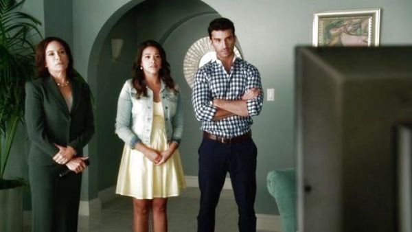 Jane Villanueva's Monaco Breeze Dress on Jane the Virgin