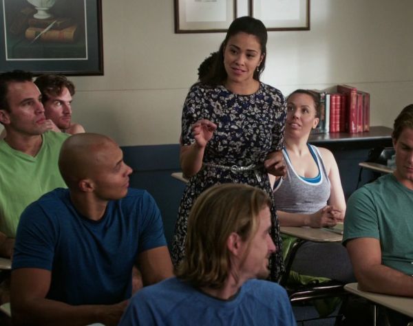 Jane Villanueva's Patterned Dress on Jane the Virgin