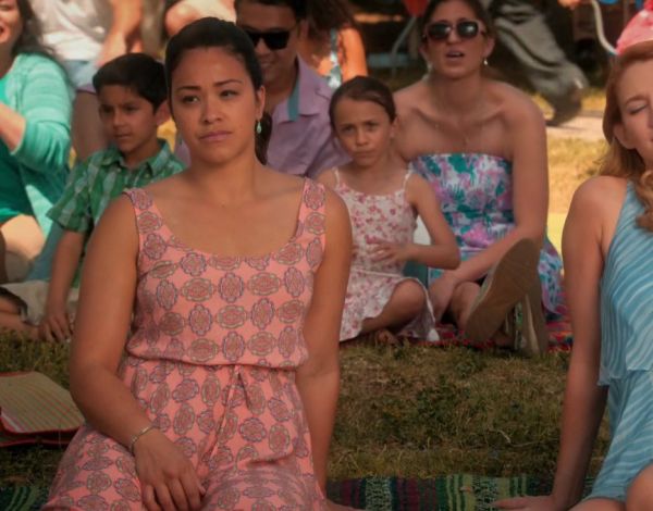 Jane Villanueva's PRINT FLARE DRESS on Jane the Virgin