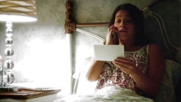 Jane Villanueva's Printed Chemise on Jane the Virgin