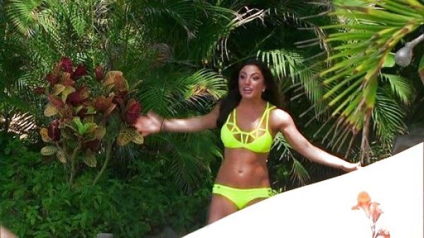 Jillian Anderson's Banana Bindweed Signature Hipster Bikini Bottoms on Bachelor in Paradise