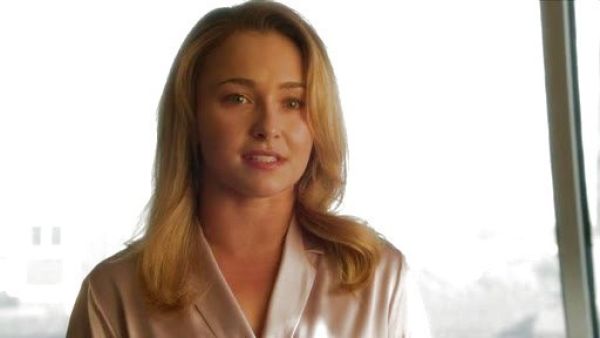 Juliette Barnes's Malizia Silk Short Robe on Nashville