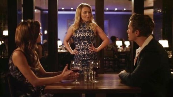 Juliette Barnes's Peony Lace Sleeveless Dress on Nashville