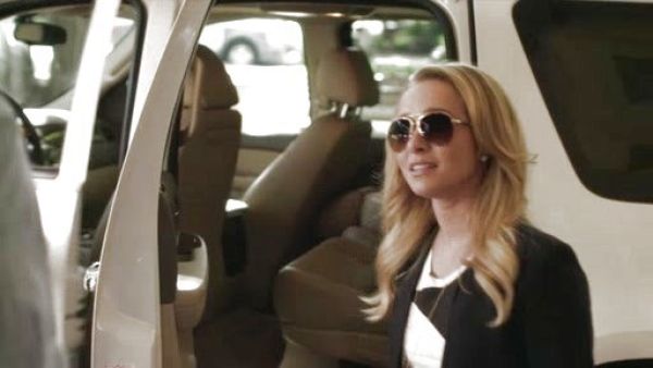 Juliette Barnes's Smoking Tux Blazer on Nashville