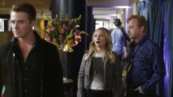 Juliette Barnes's Splash Print T-Shirt on Nashville