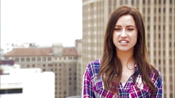 Kaitlyn's OVERSIZED PLAID SHIRT on The Bachelorette 