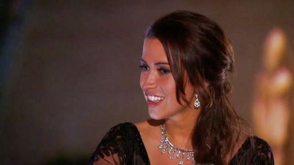 Kaitlyn's Pear Shaped Diamond Earrings on The Bachelorette 