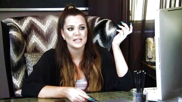 Khloe Kardashian's Faceted Cigar Band Ring on Keeping Up With The Kardashians