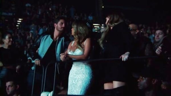 Khloe Kardashian's Formfitting Bandage Miniskirt on Keeping Up With The Kardashians