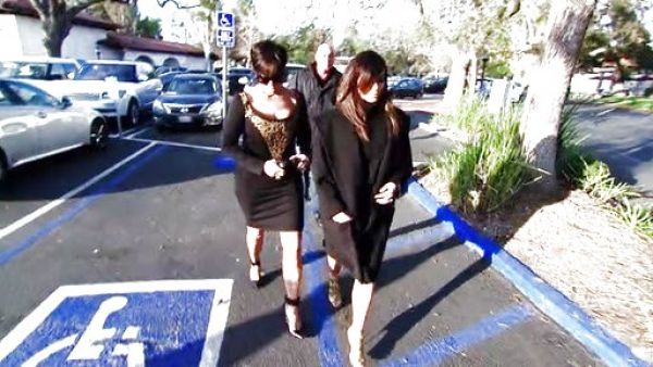 Kim Kardashian's Python Print Shift Dress on Keeping Up With The Kardashians