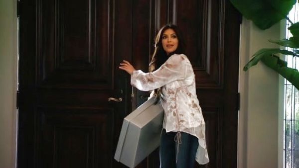 Kim Kardashian's Reptilia Blouse Cardigan on Keeping Up With The Kardashians