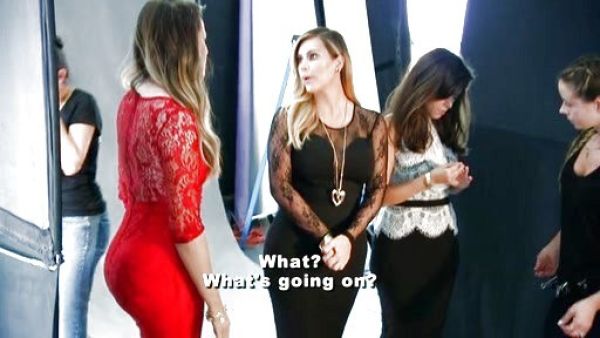 Kim Kardashian's Sweetheart Lace Shift Dress on Keeping Up With The Kardashians