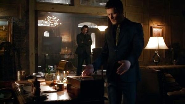 Klaus Mikaelson's Baroque Pattern Tie on The Originals