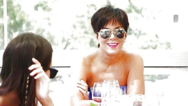 Kris Jenner's Aviator Sunglasses on Keeping Up With The Kardashians