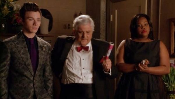 Kurt Hummel's Grey Jacquard Suit on Glee