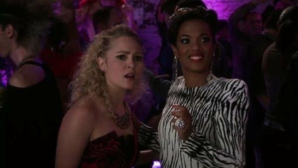 Larissa Loughlin's Strong Shoulder Tiger Dress on The Carrie Diaries