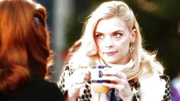 Lemon Breeland's Ecru Wool Check Coat on Hart of Dixie