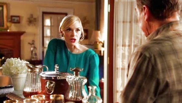 Lemon Breeland's Maternity Double Layer Dress with Long Sleeve on Hart of Dixie