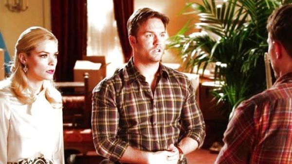 Lemon Breeland's Metallic Jacquard Paisley Skirt on Hart of Dixie