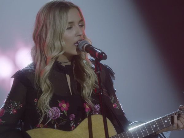 Maddie Conrad's Peony Embroidered Ruffle Shirt on Nashville