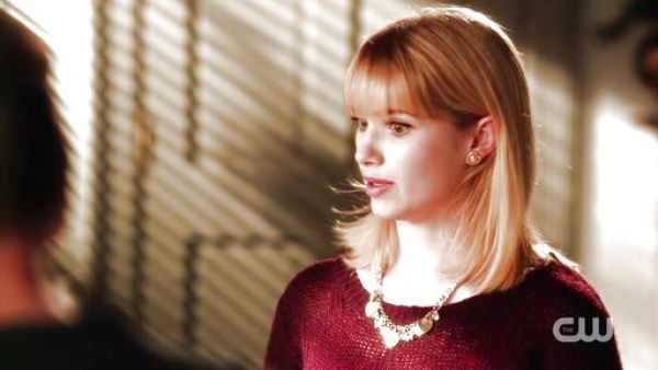 Magnolia Breeland's Ribbon Charm Necklace on Hart of Dixie