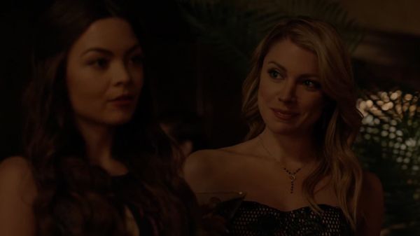 Mary Louise's Spinel Medallion Necklace on The Vampire Diaries