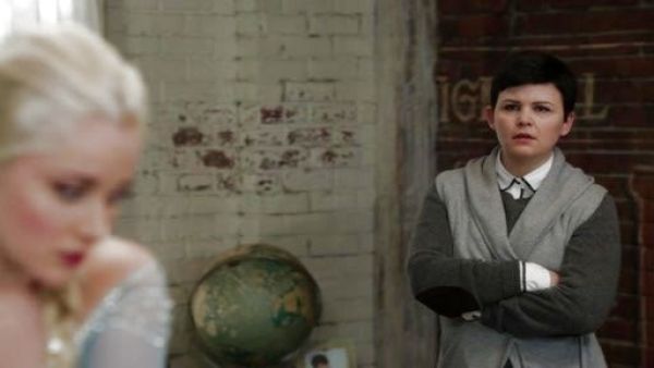 Mary Margaret Blanchard / Snow White's Elbow Patch Knitted Dress on Once Upon A Time 