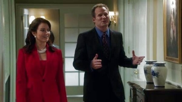 Mellie Grant's Nathaniel Suit Jacket on Scandal