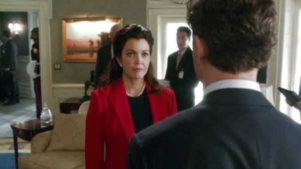 Mellie Grant's Nathaniel Suit Jacket on Scandal