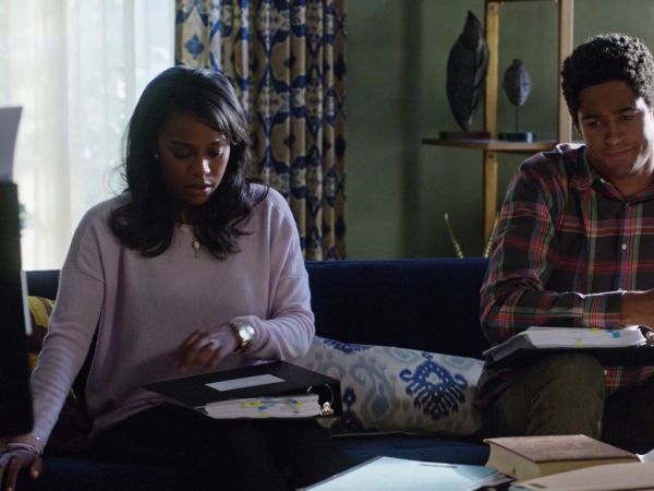 Michaela Pratt's Rib Cashmere Sweater on How to Get Away With Murder