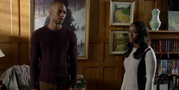 Michaela Pratt's Two-Tone Knit Cashmere Sweater on How to Get Away With Murder