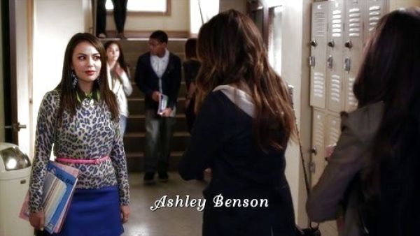 Mona Vanderwaal's Dune Multi Cashmere Shane Jumper on Pretty Little Liars