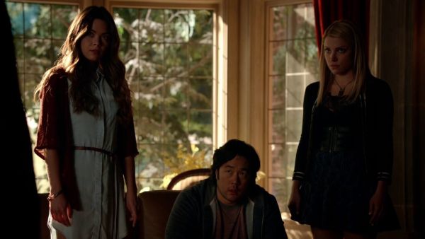Nora Hildegard's Elizabeth Sleeveless Denim Shirtdress, Light Vintage on The Vampire Diaries
