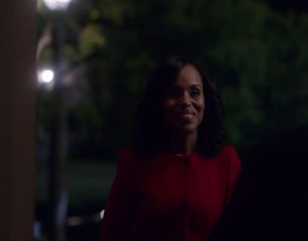 Olivia Pope's Belted Round Collar Coat on Scandal