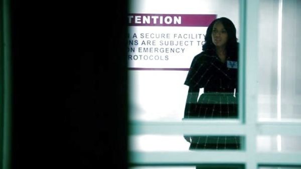 Olivia Pope's Check Trench Coat on Scandal