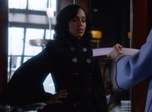 Olivia Pope's Double-breasted wool coat on Scandal
