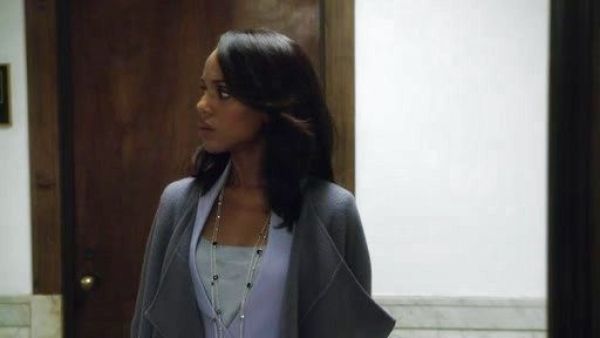 Olivia Pope's Double-Face Cashmere Coat in Grey on Scandal