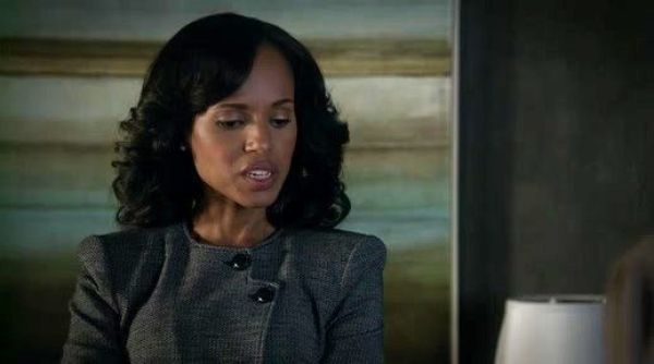 Olivia Pope's Fitted Blazer on Scandal
