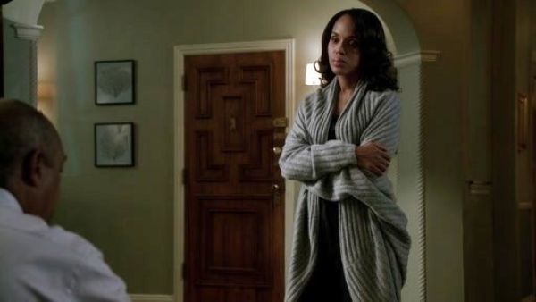 Olivia Pope's Ilia Ribbed Cocoon Cardigan on Scandal