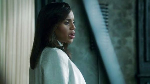 Olivia Pope's Structured Linen-Blend Jacket on Scandal