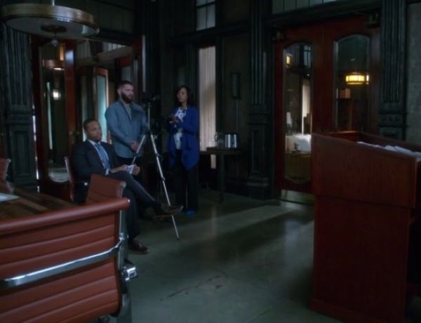 Olivia Pope's Suede d'Orsay Pump, Blue on Scandal